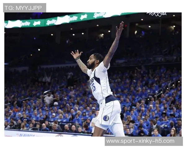 小琼斯专注比赛表现不在乎裁判判罚全力以赴追求胜利